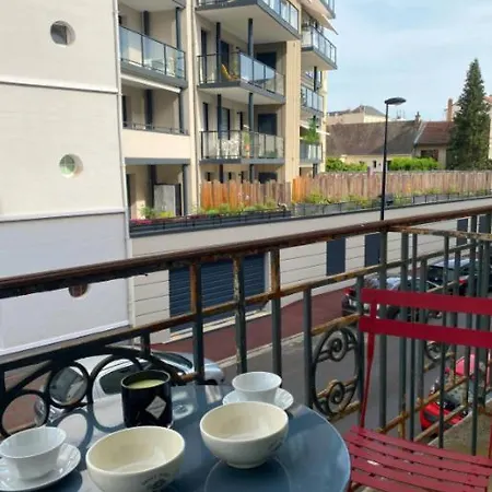 Apartment Le Collas - Calme - Balcon - Proche Thermes Vichy